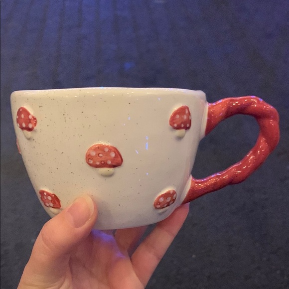Sunday Morning Mushroom Mug - Picture 4 of 8